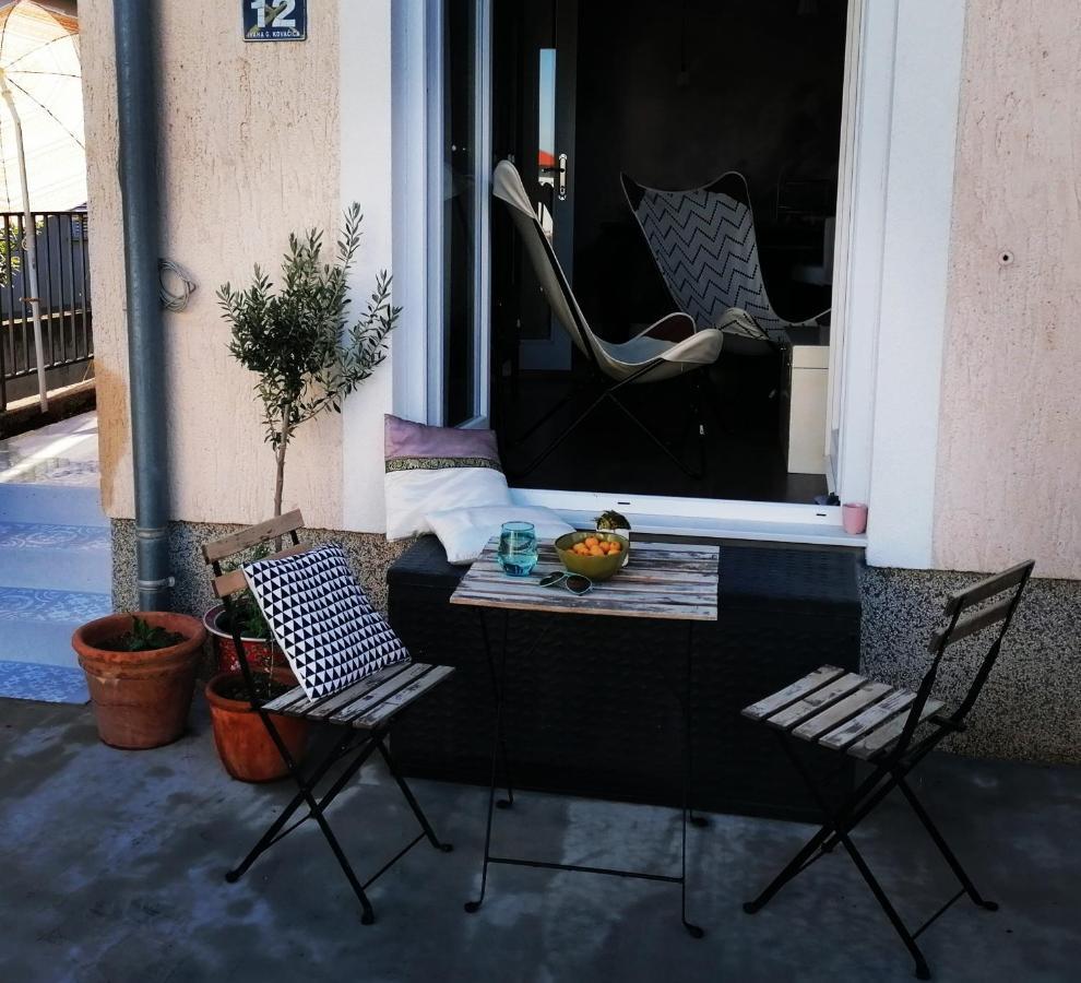 Haeuschen Am Meer Vodice Zewnętrze zdjęcie